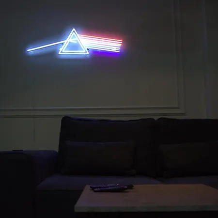 The Prism 아파트